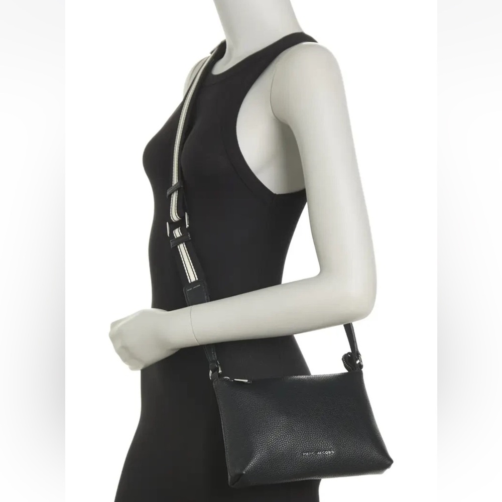 Marc Jacobs Cosmo Leather Crossbody Bag Black Pebble Chic Thick Strap NWOT - Picture 2 of 9